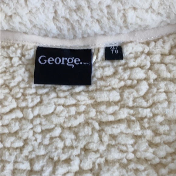 Teddy zip up jacket. - Picture 2 of 2